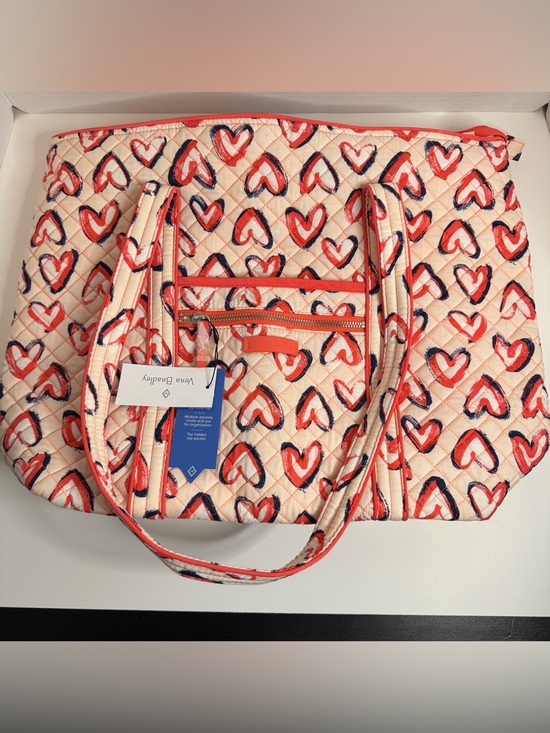 Vera Bradley Handbags - NWT. Vera Bradley Sketched Hearts Large Icon Tote